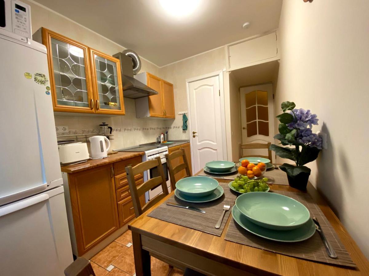 Your Home - Central Studio Apartment, Balcony, Parking & Self Check-In VNO Exteriör bild