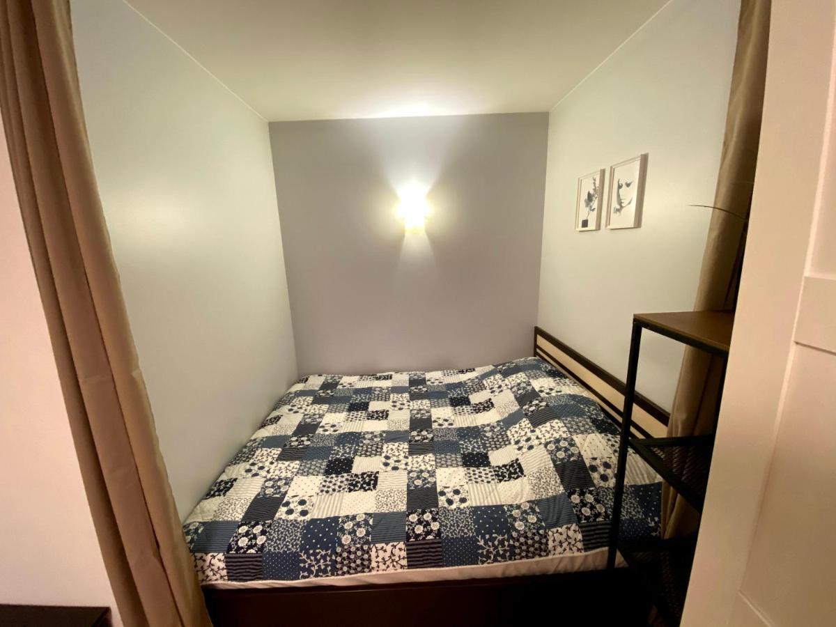 Your Home - Central Studio Apartment, Balcony, Parking & Self Check-In VNO Exteriör bild