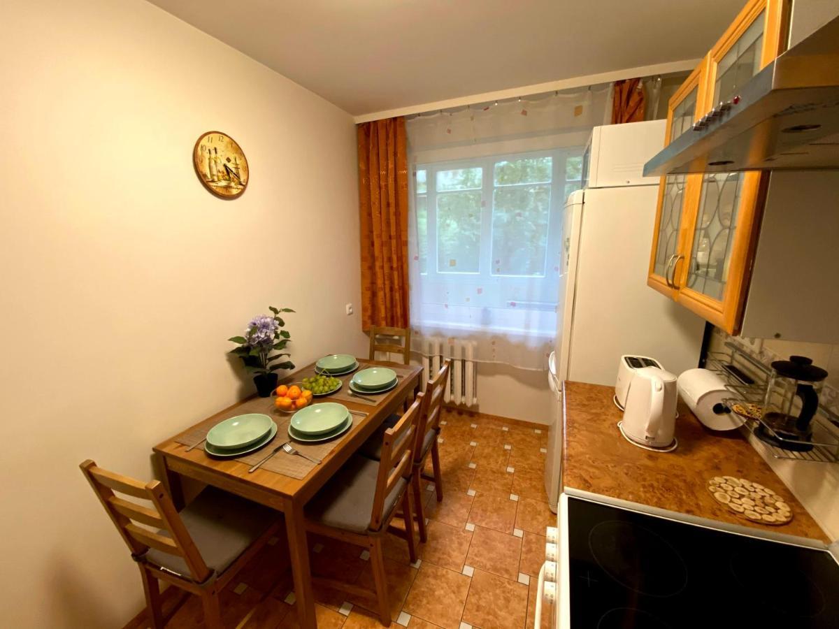Your Home - Central Studio Apartment, Balcony, Parking & Self Check-In VNO Exteriör bild